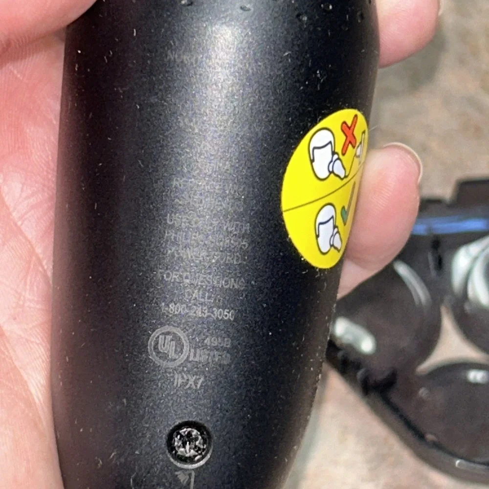 Shaver series 5000 Wet and dry electric shaver S5400/06‎ Discontinued Tested